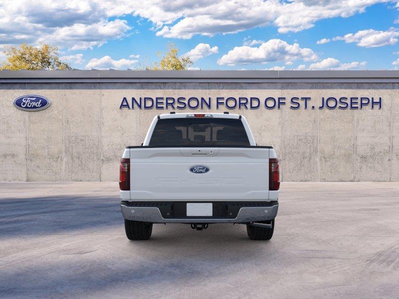 Vehicle photo 5