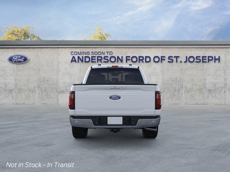 Vehicle photo 5