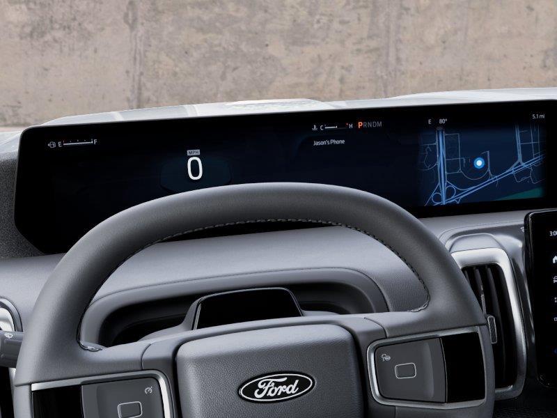 Vehicle photo 13
