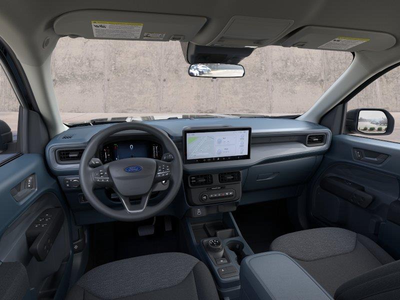 Vehicle photo 9
