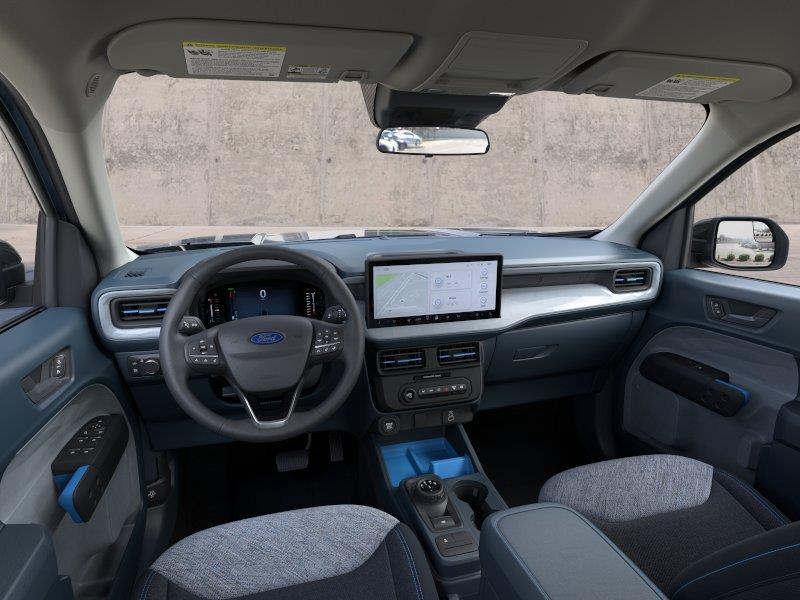 Vehicle photo 9