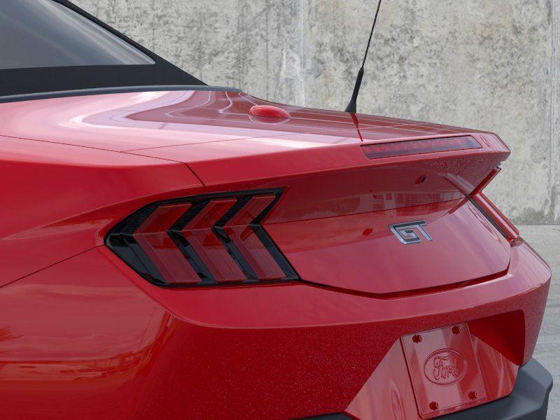 Vehicle photo 22
