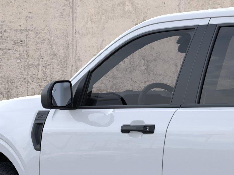 Vehicle photo 21