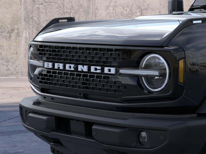 Vehicle photo 19