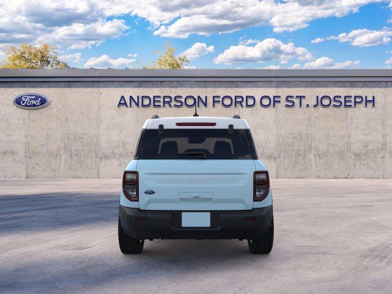 Vehicle photo 5