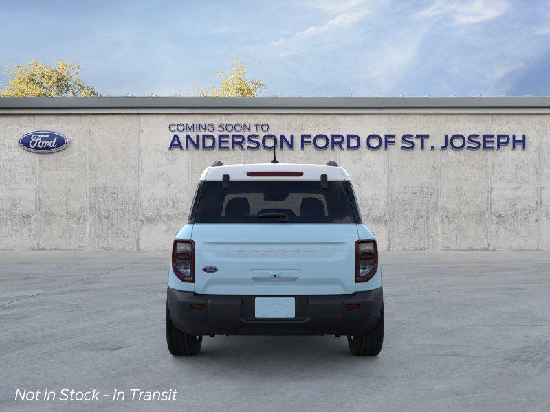Vehicle photo 5