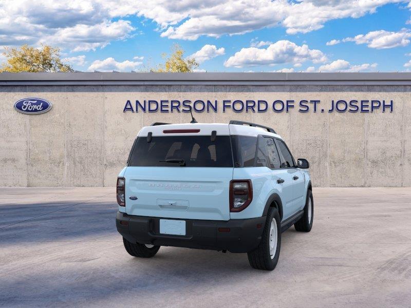 Vehicle photo 8