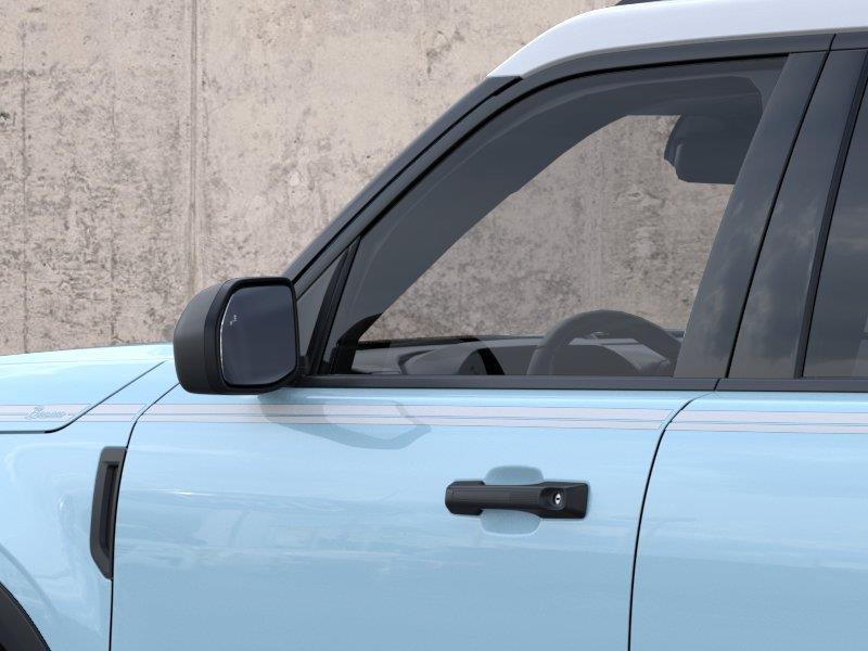 Vehicle photo 20