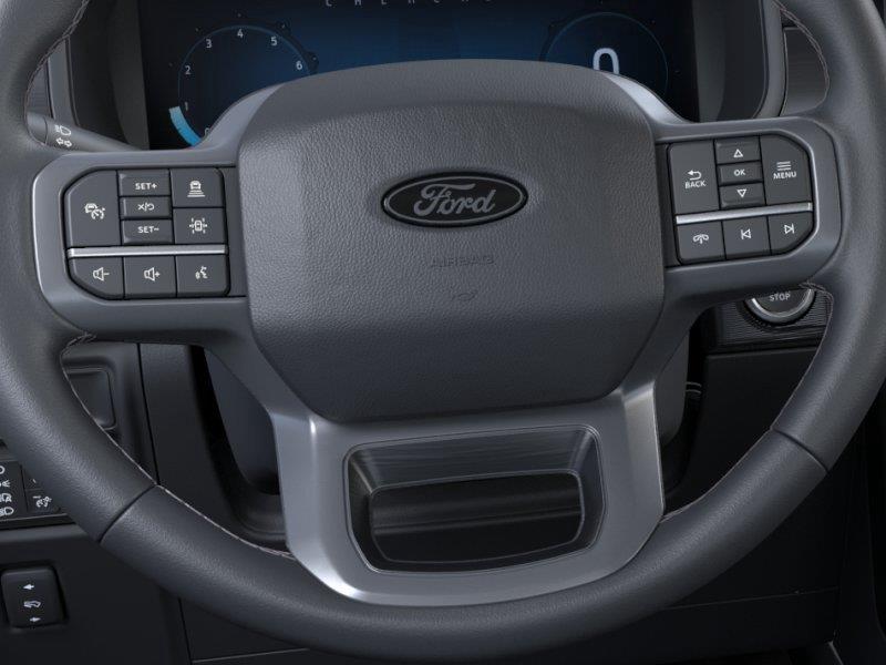 Vehicle photo 12