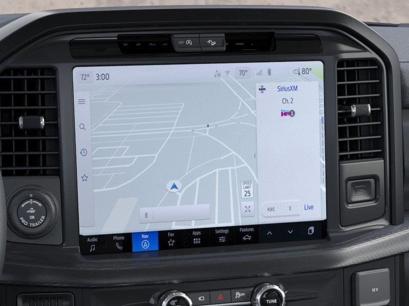 Vehicle photo 14