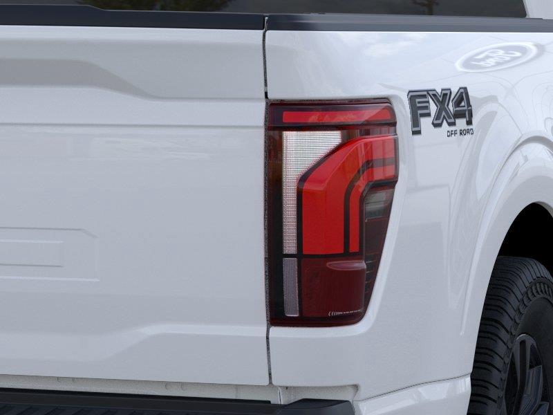 Vehicle photo 21