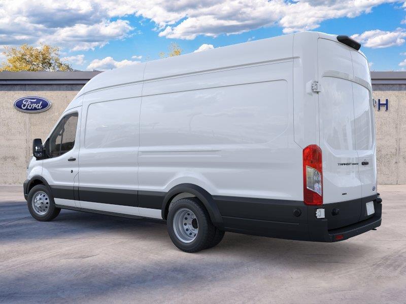 Vehicle photo 4