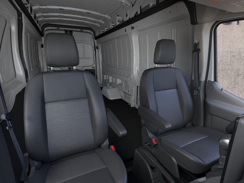 Vehicle photo 10