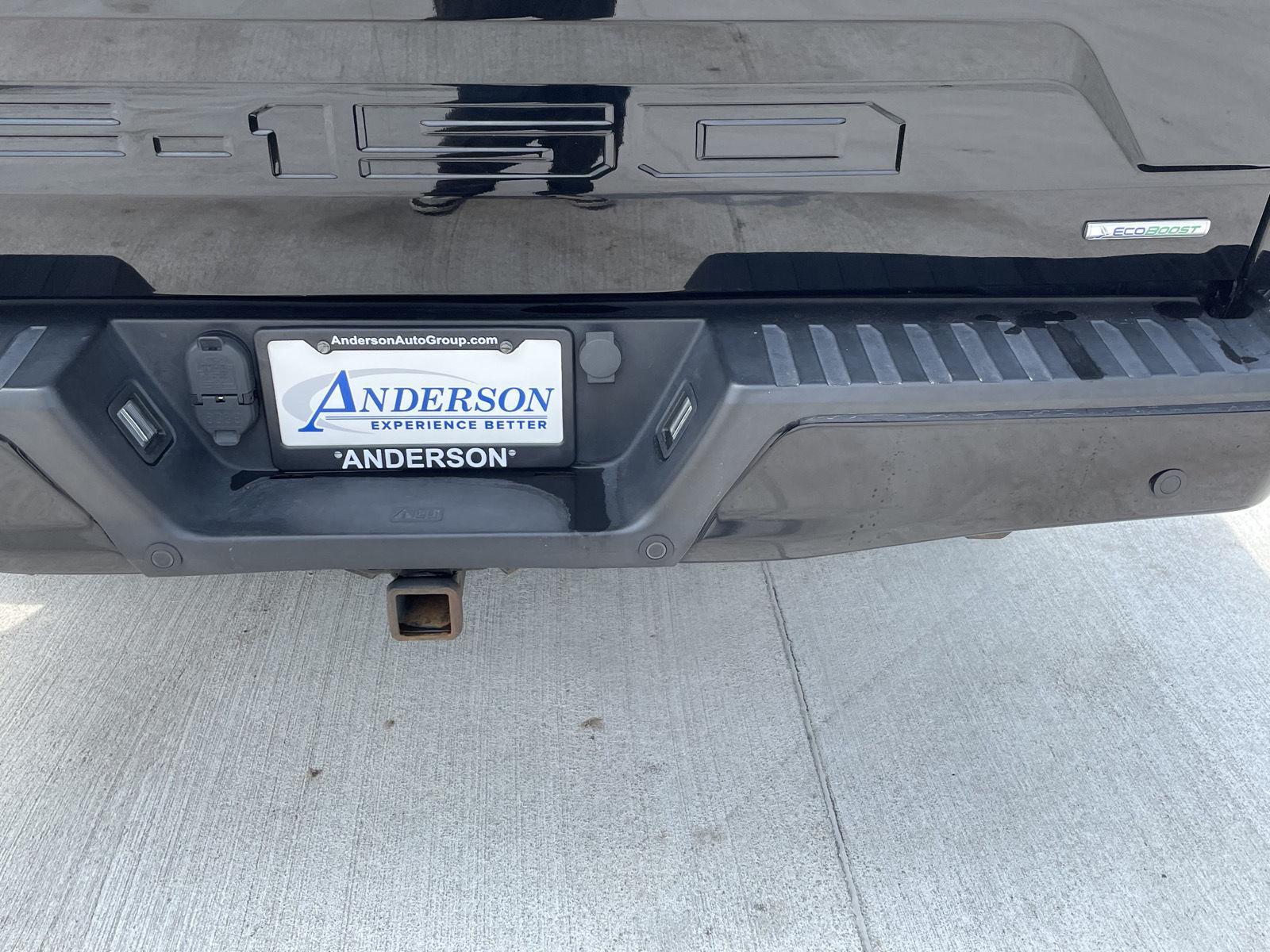 Vehicle photo 22