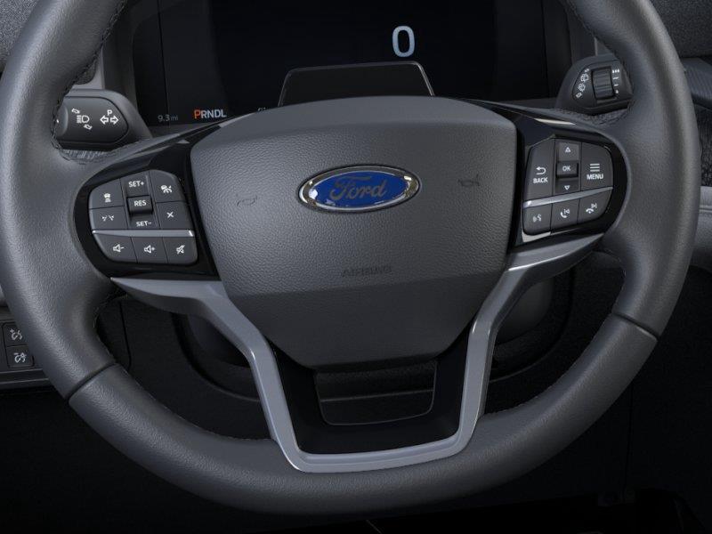 Vehicle photo 12