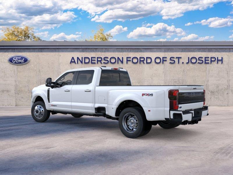 Vehicle photo 4