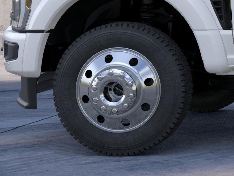 Vehicle photo 19