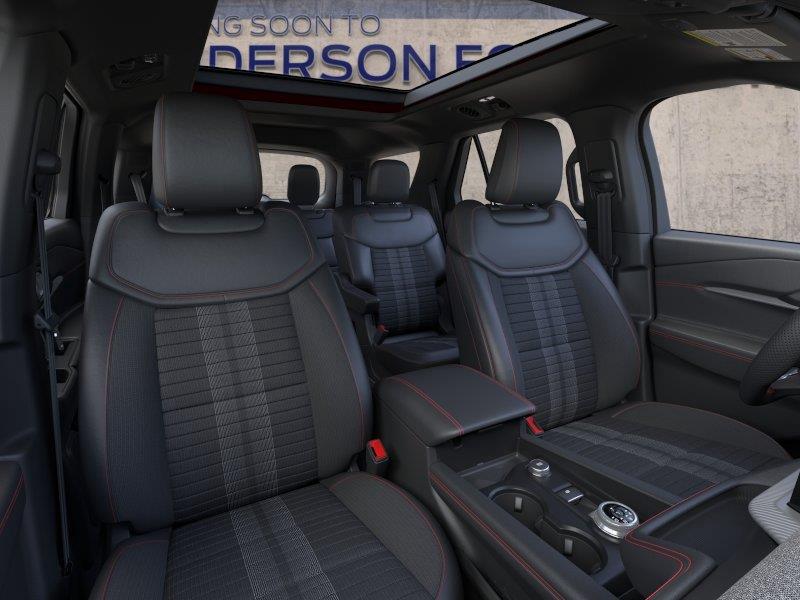 Vehicle photo 10