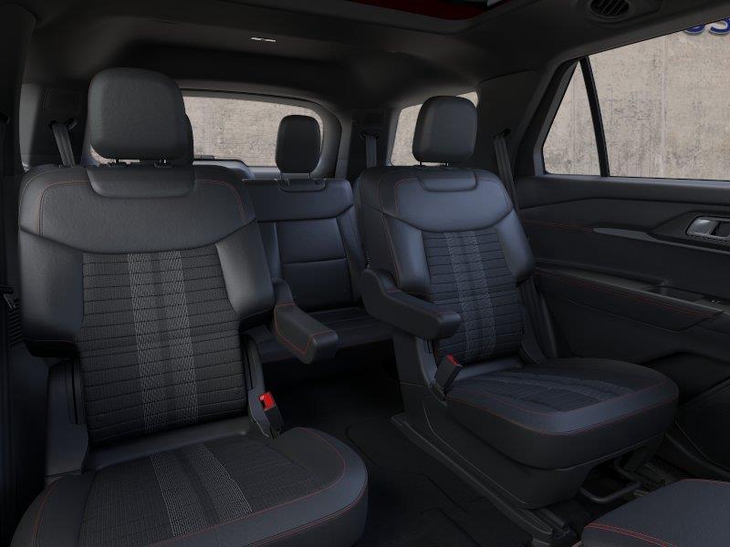 Vehicle photo 11