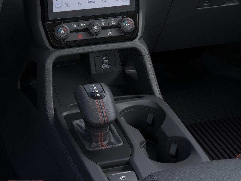 Vehicle photo 15