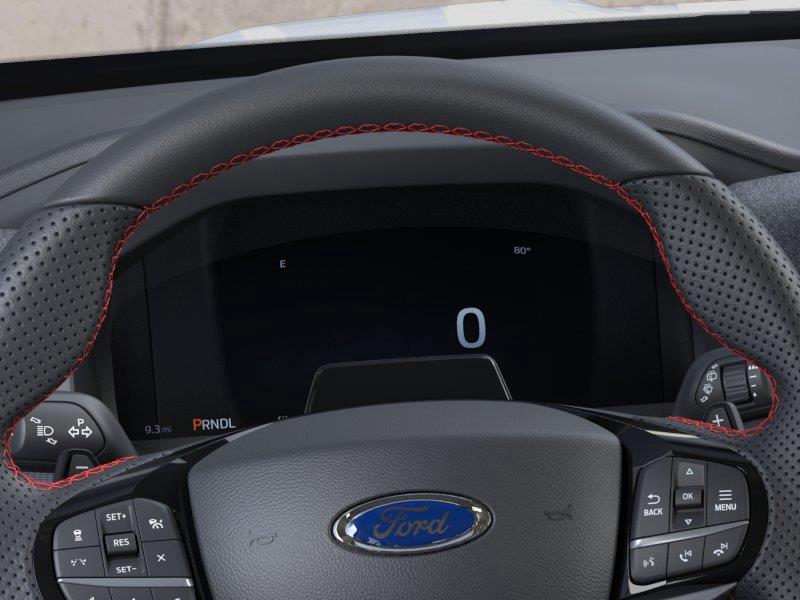 Vehicle photo 13