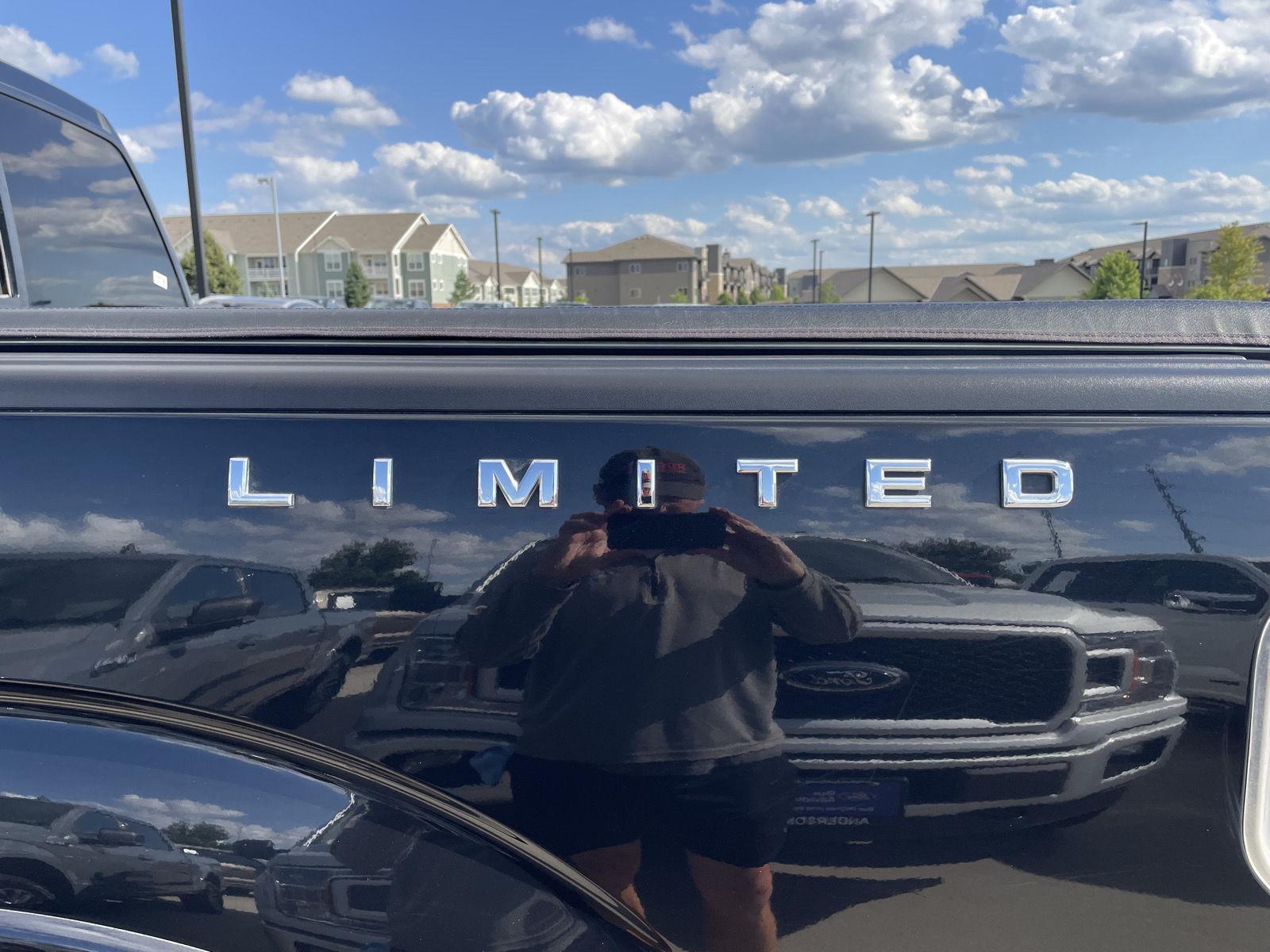 Vehicle photo 36
