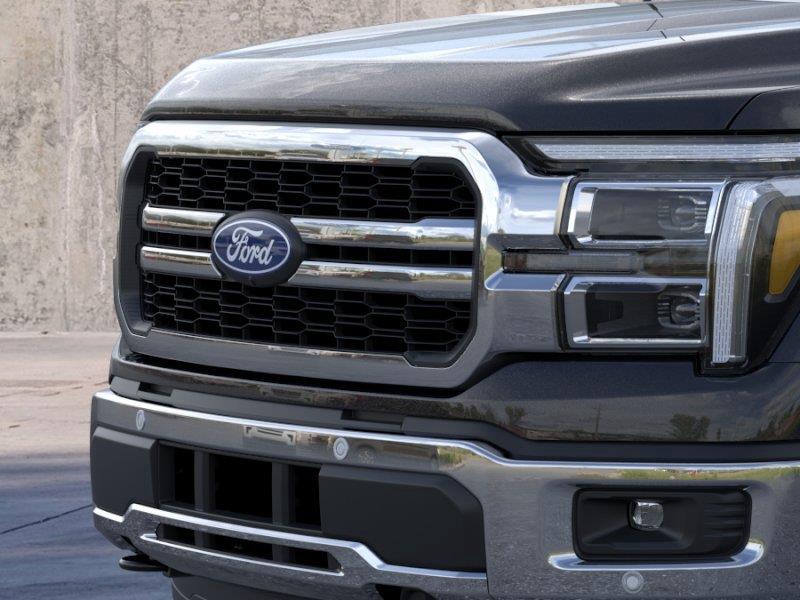 Vehicle photo 17