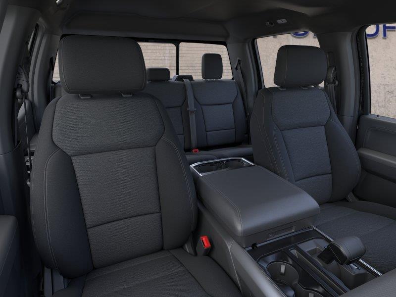 Vehicle photo 10