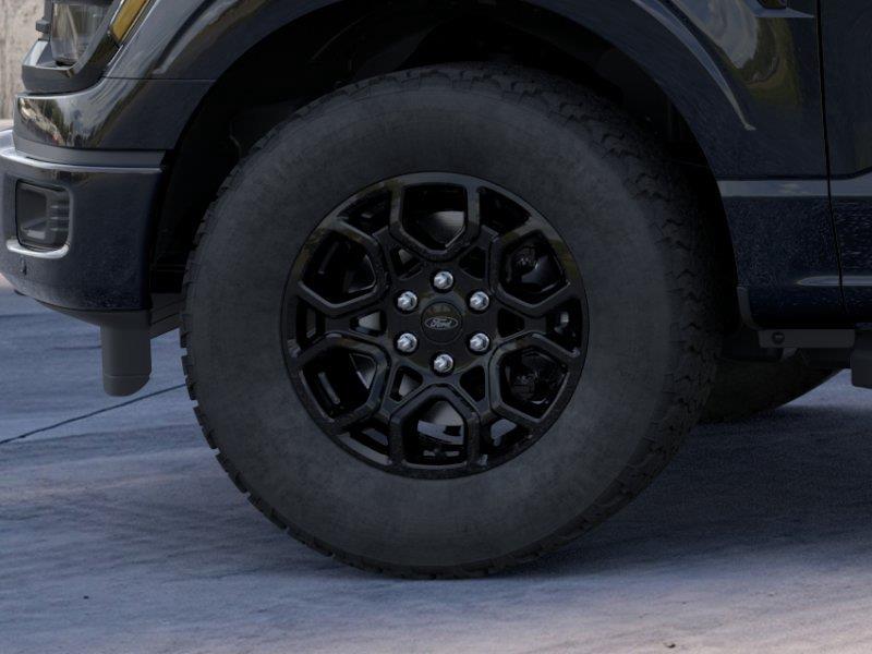 Vehicle photo 19