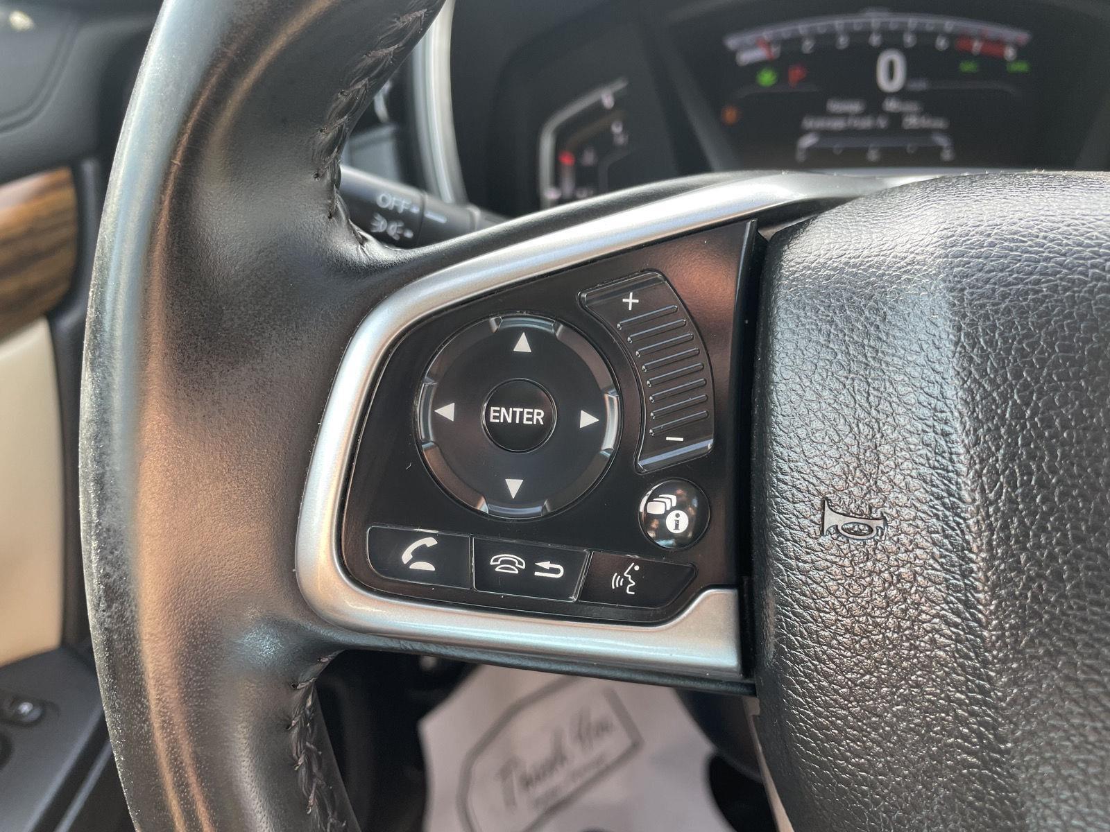 Vehicle photo 13