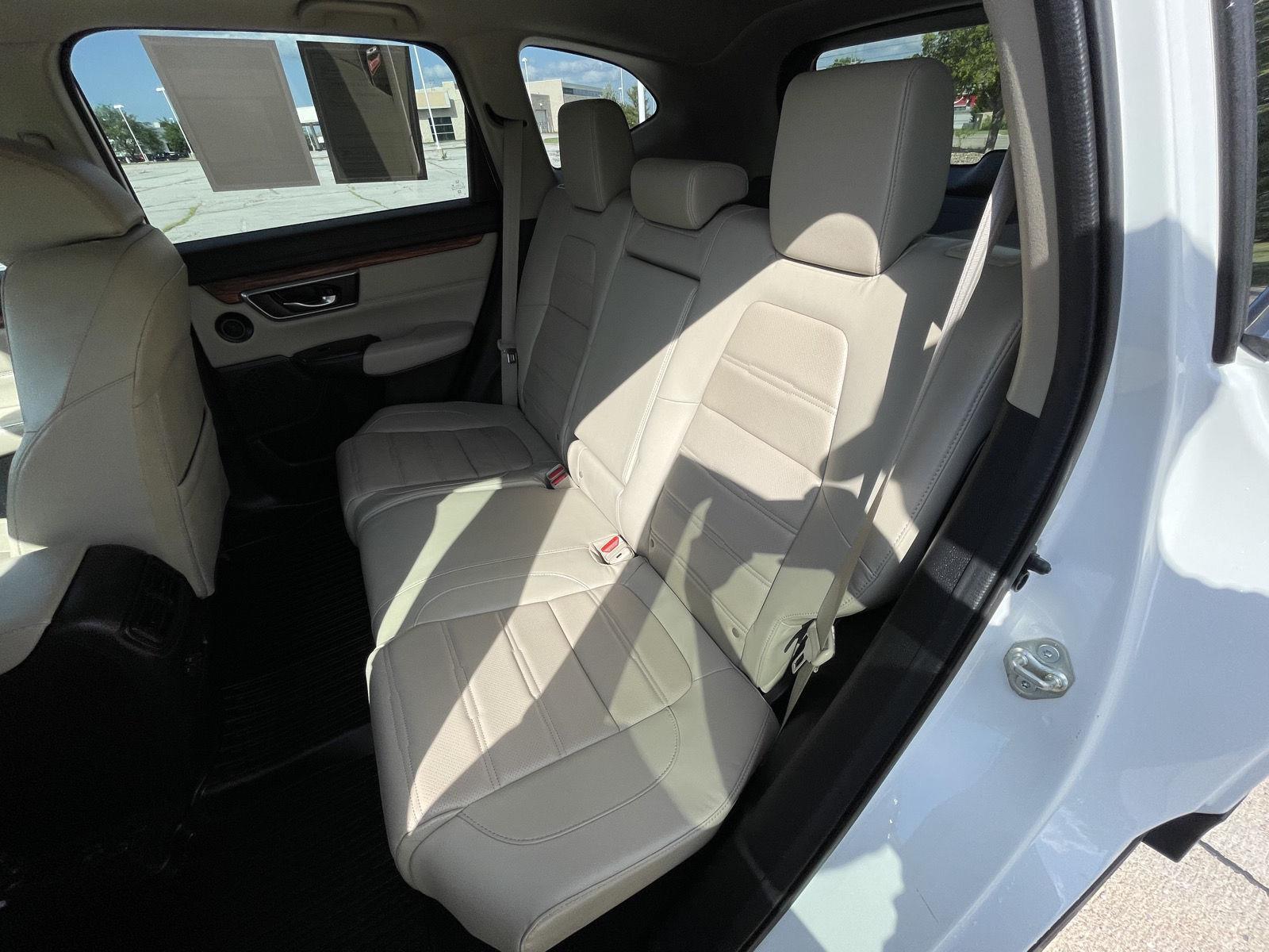 Vehicle photo 22