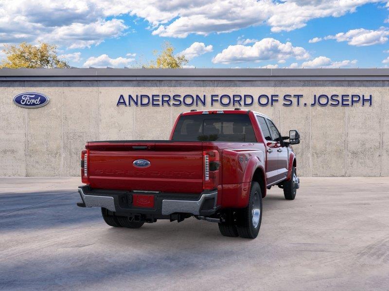 Vehicle photo 8