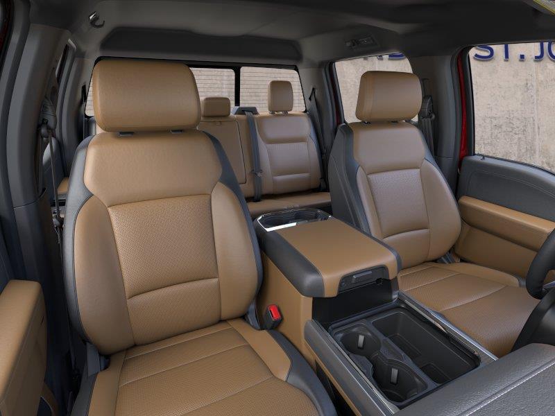 Vehicle photo 10