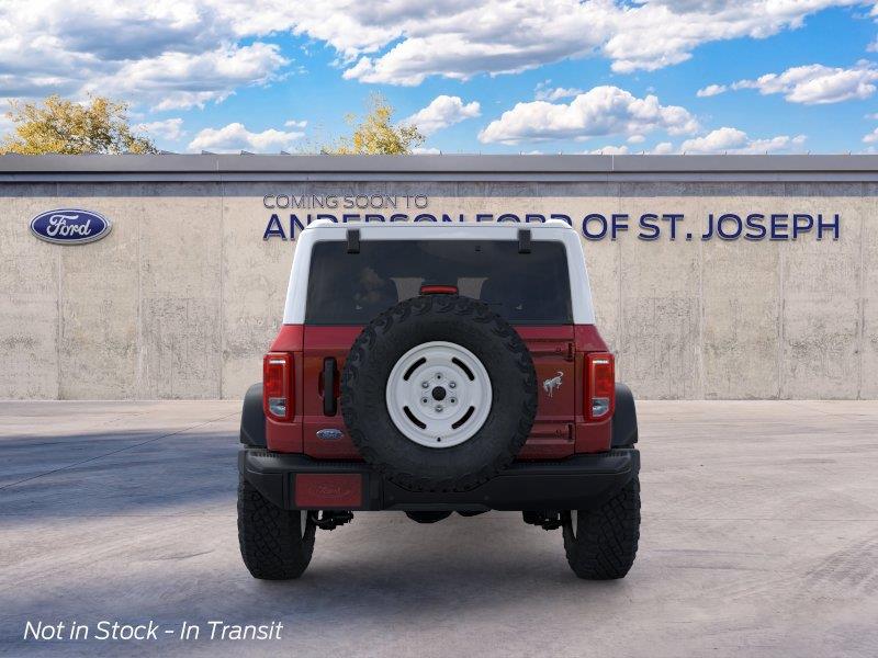 Vehicle photo 5