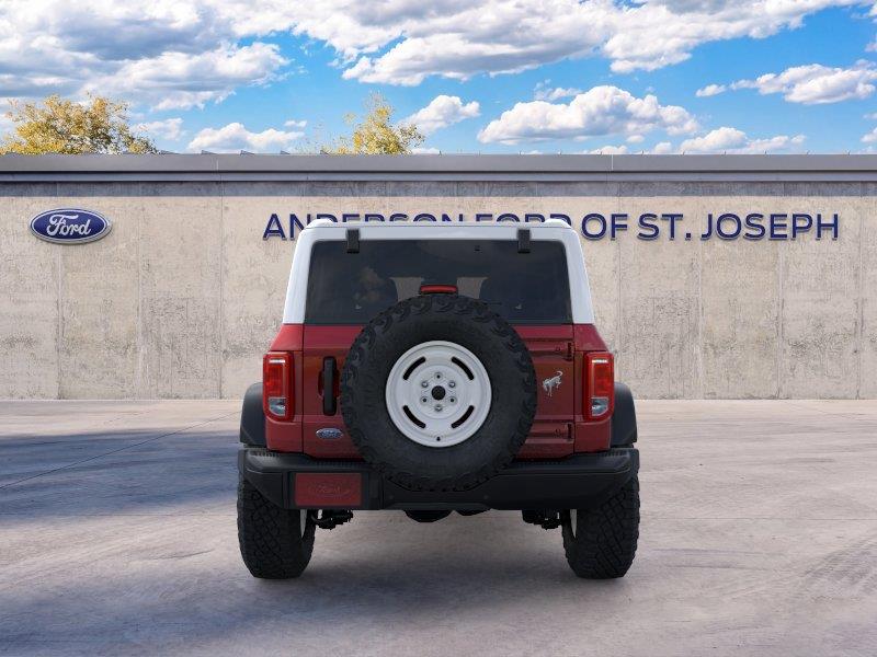 Vehicle photo 5