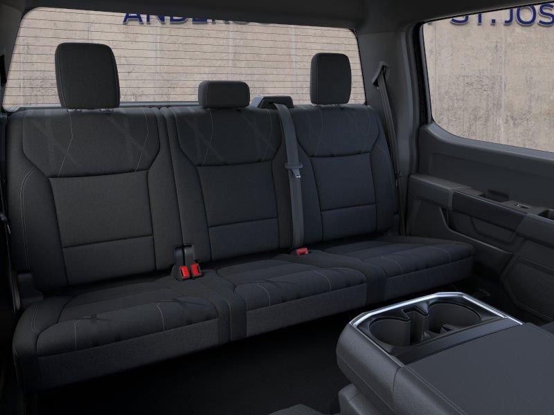 Vehicle photo 11