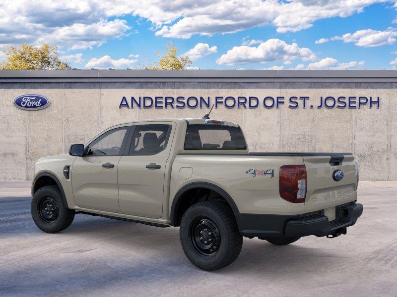 Vehicle photo 4