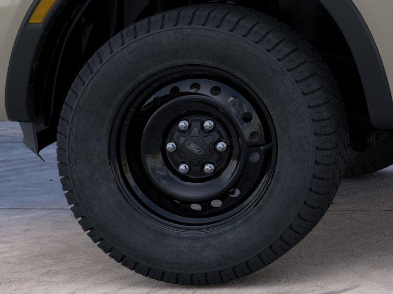 Vehicle photo 19