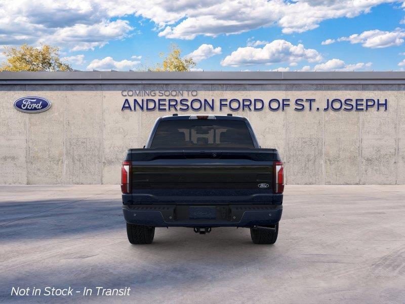Vehicle photo 5