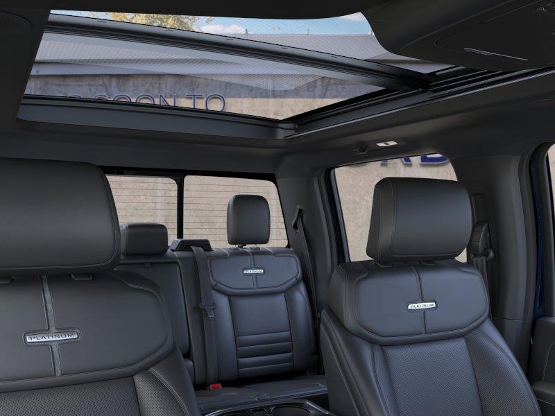 Vehicle photo 22