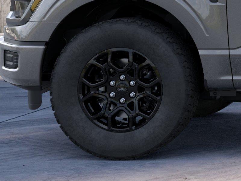 Vehicle photo 19