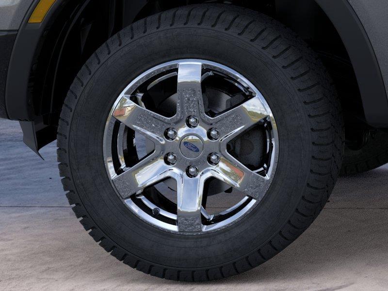 Vehicle photo 19
