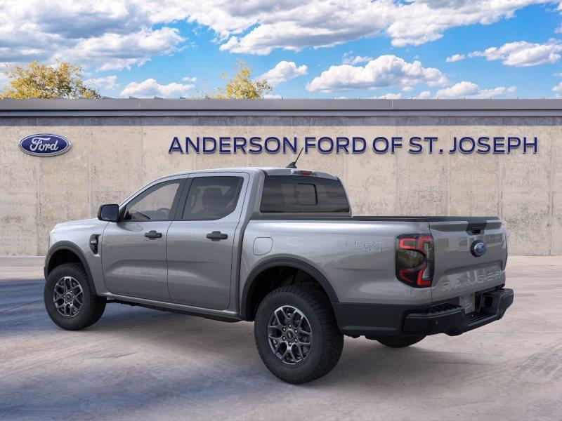 Vehicle photo 4