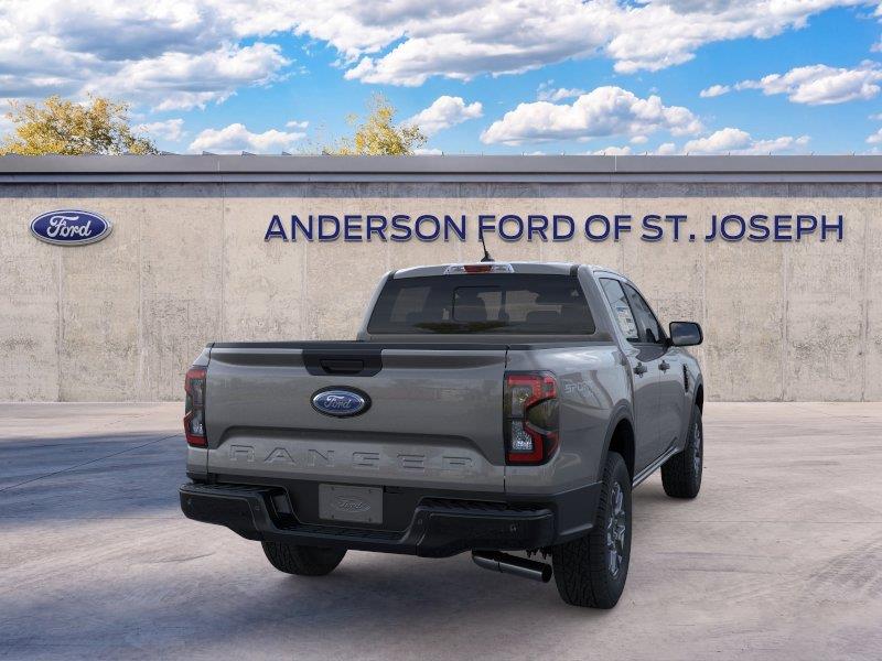 Vehicle photo 8