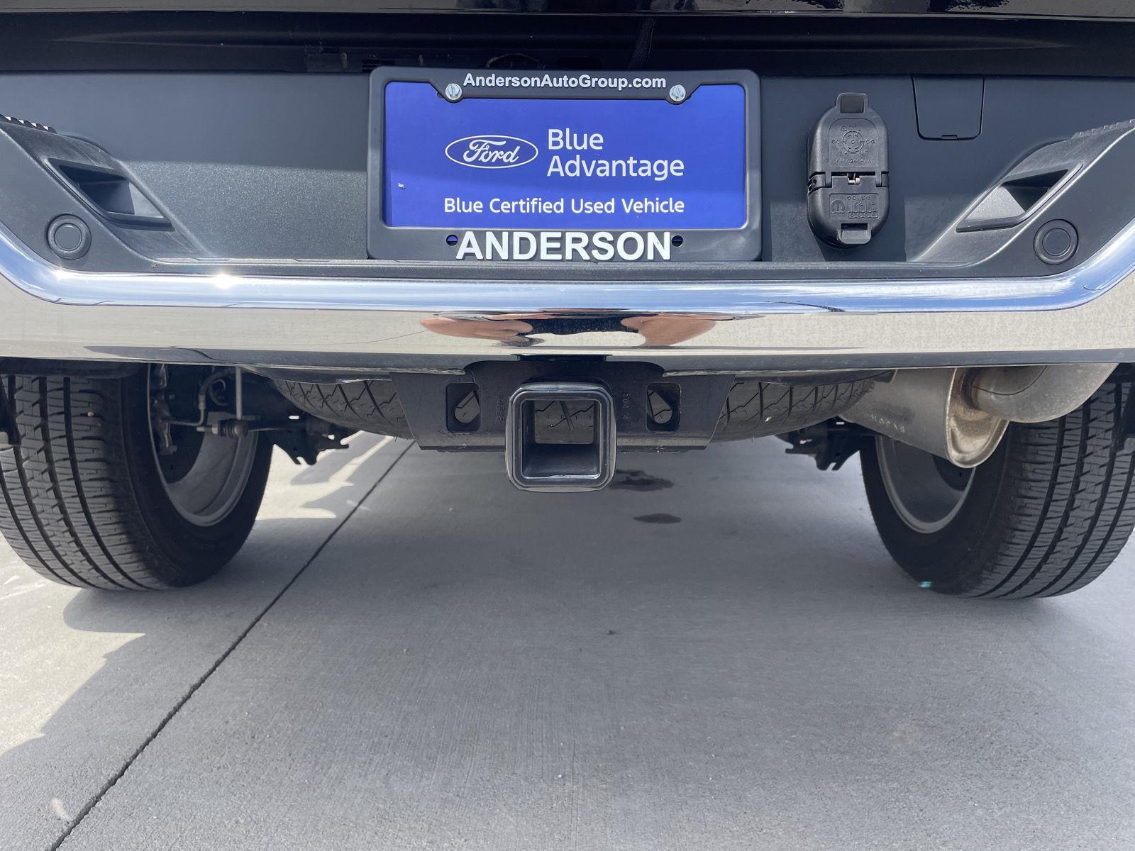 Vehicle photo 35
