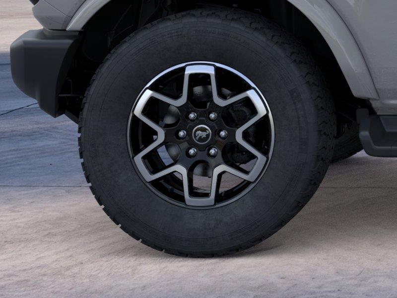 Vehicle photo 21