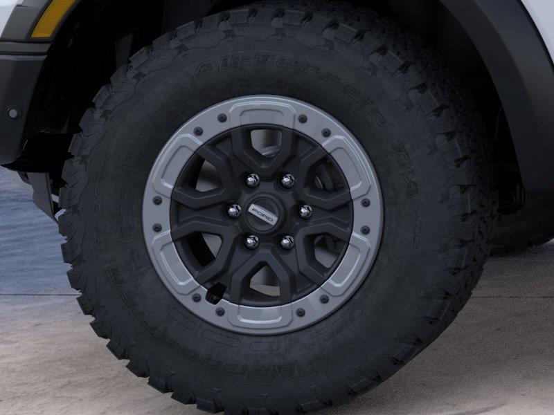 Vehicle photo 19