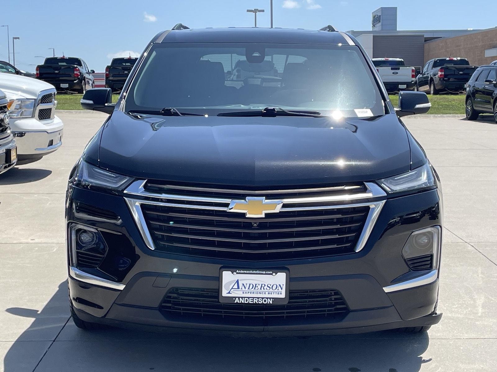 Vehicle photo 4