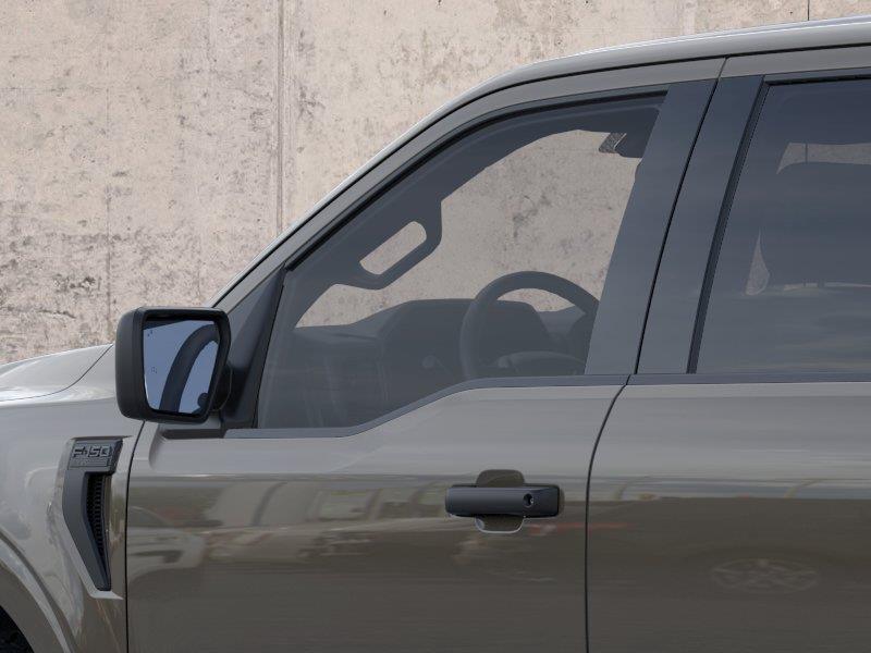 Vehicle photo 20