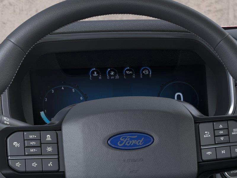 Vehicle photo 13